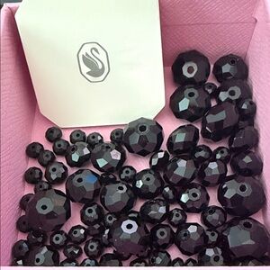 Black Faceted SWAROVSKI Beads Set